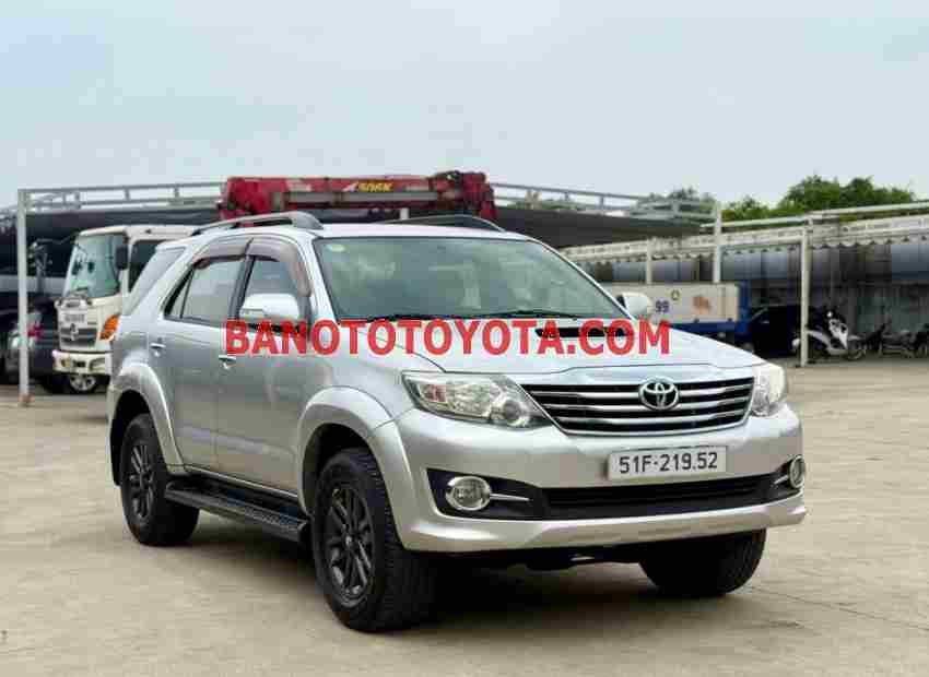 Cần bán Toyota Fortuner 2.5G 2015 xe đẹp