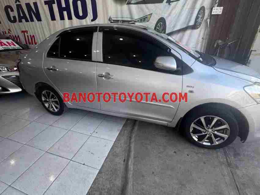 Cần bán xe Toyota Vios 1.5E năm 2010 màu Bạc cực đẹp