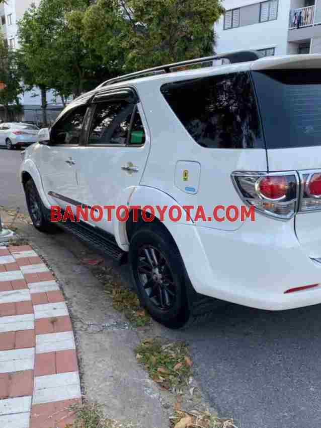 Cần bán gấp xe Toyota Fortuner 2.5G năm 2015, màu Trắng, Số tay
