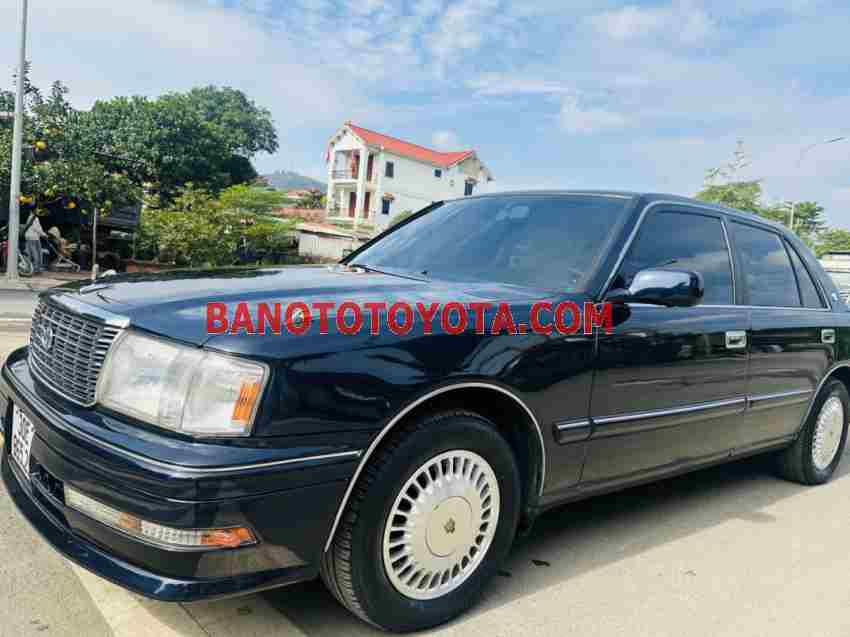Cần bán xe Toyota Crown Royal Saloon 3.0 AT năm 1997 màu Xanh cực đẹp