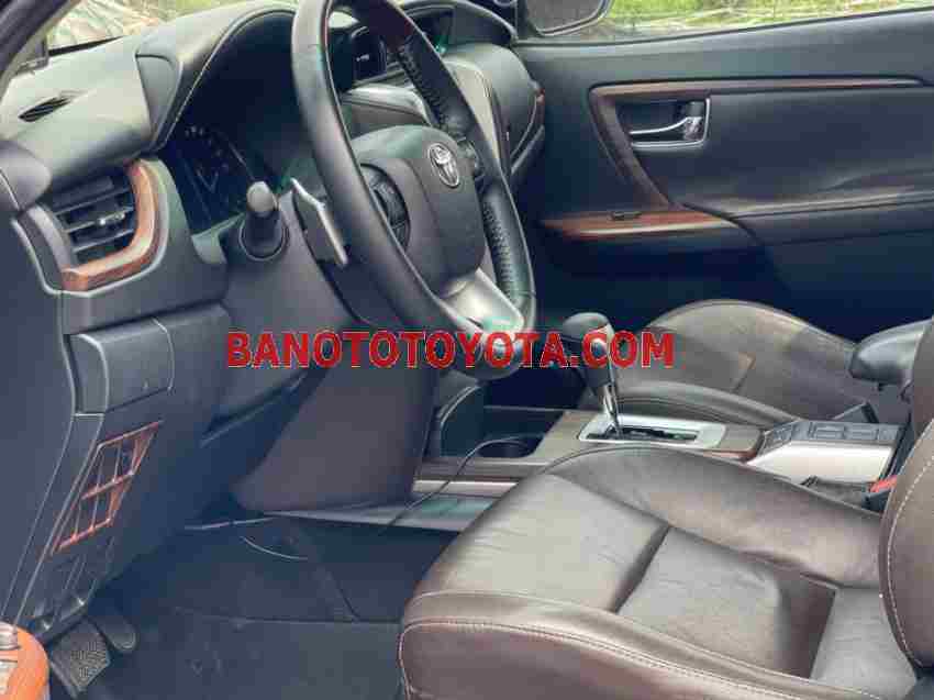 Toyota Fortuner 2.4G 4x2 AT năm 2019 cần bán