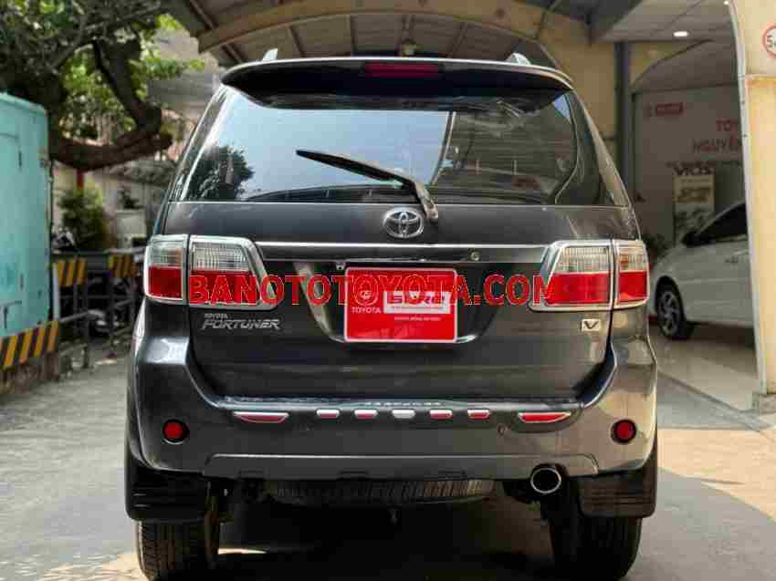 Toyota Fortuner 2.7V 4x4 AT 2011, xe đẹp, hết ý