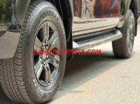 Cần bán xe Toyota Hilux 2.4L 4x2 AT năm 2021 màu Đen cực đẹp