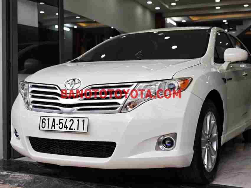 Cần bán gấp xe Toyota Venza 2.7 năm 2009, màu Trắng, Số tự động