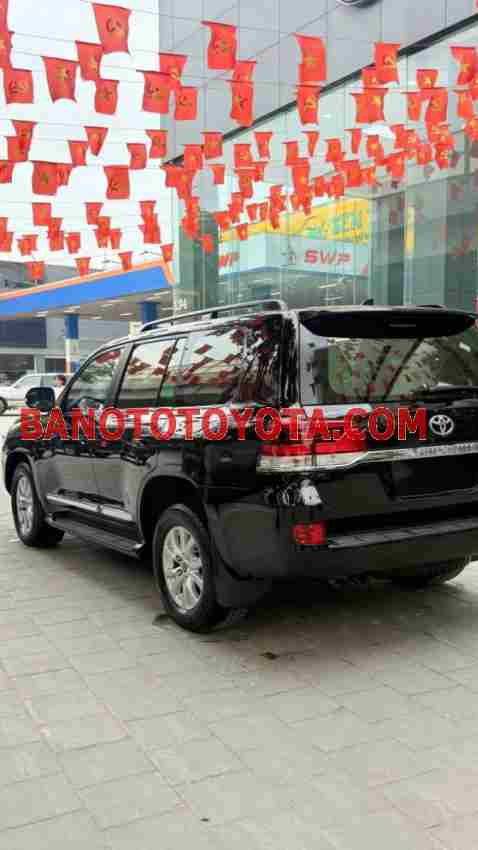 Toyota Land Cruiser VX 4.6 V8 model 2019 xe chuẩn hết ý