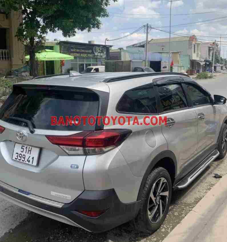 Cần bán xe Toyota Rush 1.5S AT màu Bạc 2020
