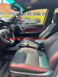 Cần bán gấp xe Toyota Fortuner Legender 2.4L 4x2 AT năm 2022, màu Trắng, Số tự động