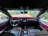Cần bán xe Toyota Fortuner 2.4G 4x2 AT Legender màu Trắng 2021
