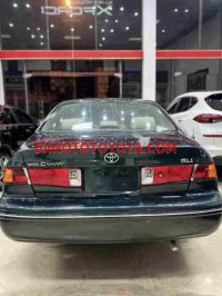 Cần bán gấp xe Toyota Camry GLi 2.2 2001 màu Xanh