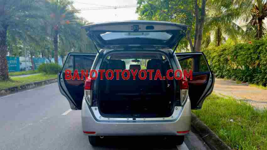 Toyota Innova 2.0E 2017 Số tay giá đẹp