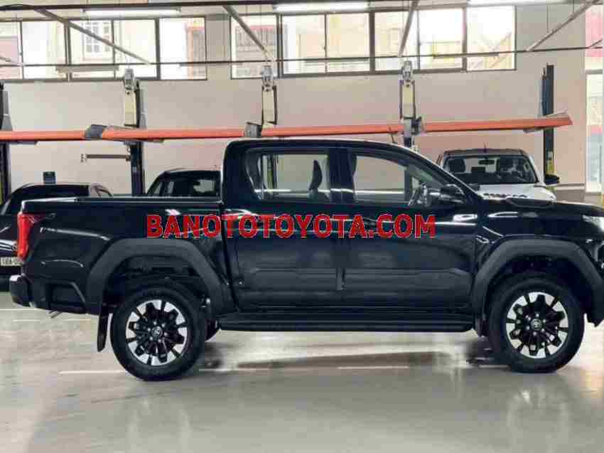 Toyota Hilux Trailhunter 2.8L 4x4 AT năm 2026