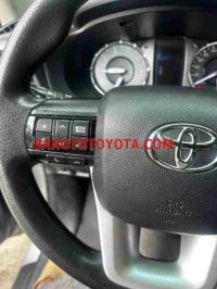 Cần bán gấp xe Toyota Hilux 2.4L 4x2 AT năm 2021, màu Bạc, Số tự động