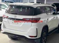 Cần bán nhanh Toyota Fortuner 2.4G 4x2 AT Legender 2021 cực đẹp
