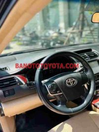 Cần bán xe Toyota Camry 2.0E màu Đen 2013