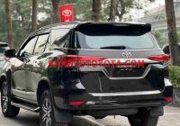 Cần bán Toyota Fortuner 2.7V 4x2 AT đời 2017