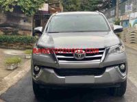 Cần bán gấp Toyota Fortuner 2.4G 4x2 AT đời 2019, màu Xám