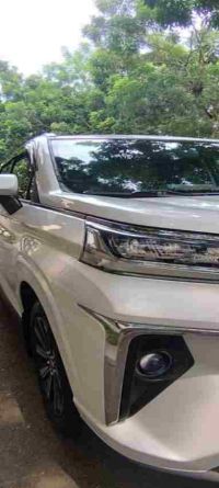 Cần bán xe Toyota Veloz Cross 1.5 CVT màu Trắng 2022