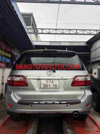 Toyota Fortuner 2.7V 4x4 AT model 2009 xe chuẩn hết ý