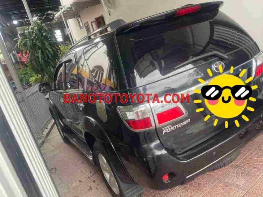 Cần bán nhanh Toyota Fortuner 2.7V 4x4 AT 2010 cực đẹp
