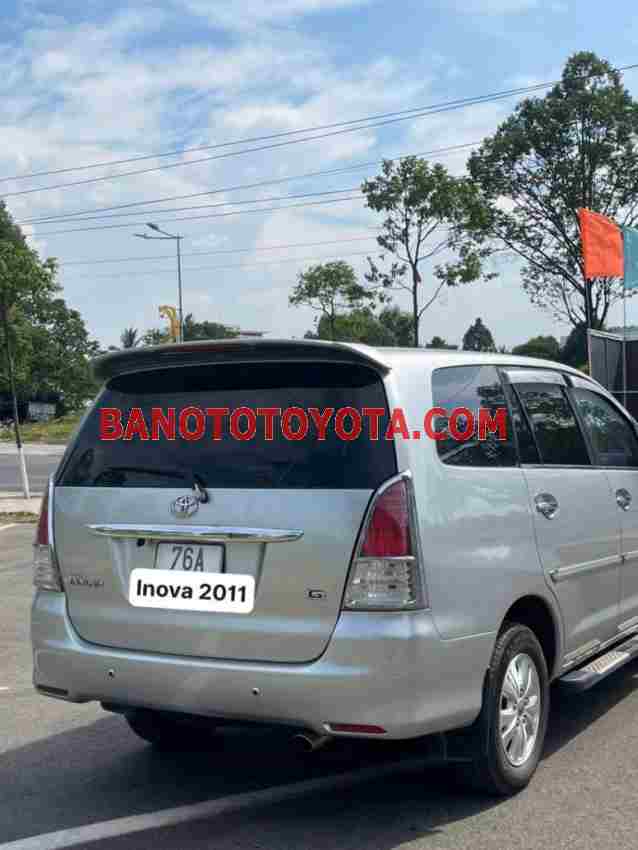 Cần bán Toyota Innova G 2011 - Số tay