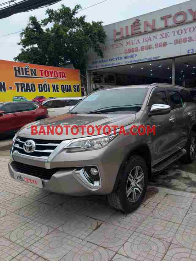 Cần bán gấp xe Toyota Fortuner 2.4G 4x2 AT năm 2019, màu Nâu, Số tự động