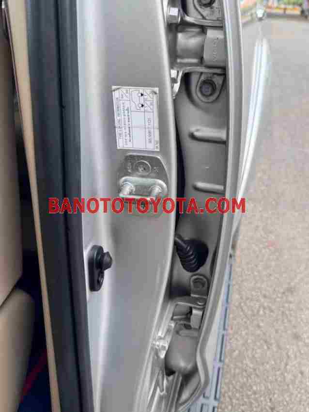 Cần bán Toyota Fortuner 2.5G Máy dầu 2016 màu Bạc