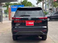 Toyota Innova Cross 2.0V CVT 2025 giá cực tốt