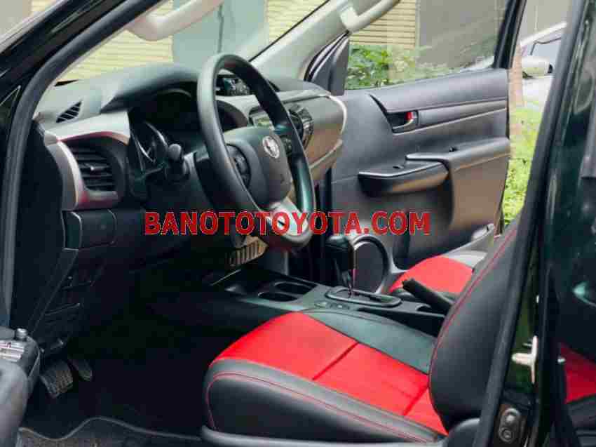 Cần bán xe Toyota Hilux 2.4L 4x2 AT 2021 Số tự động màu Đen