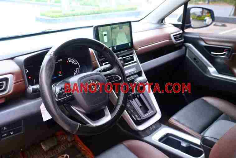 Toyota Innova Cross 2.0 CVT 2024 Số tự động cực đẹp!