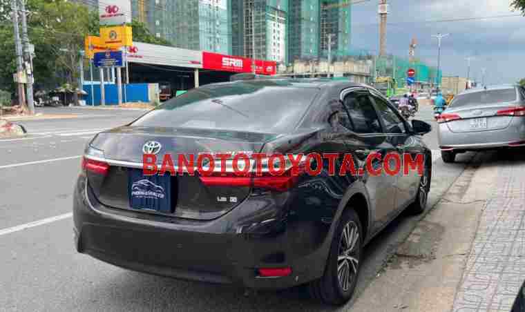 Cần bán gấp xe Toyota Corolla altis 1.8G AT năm 2018, màu Nâu, Số tự động