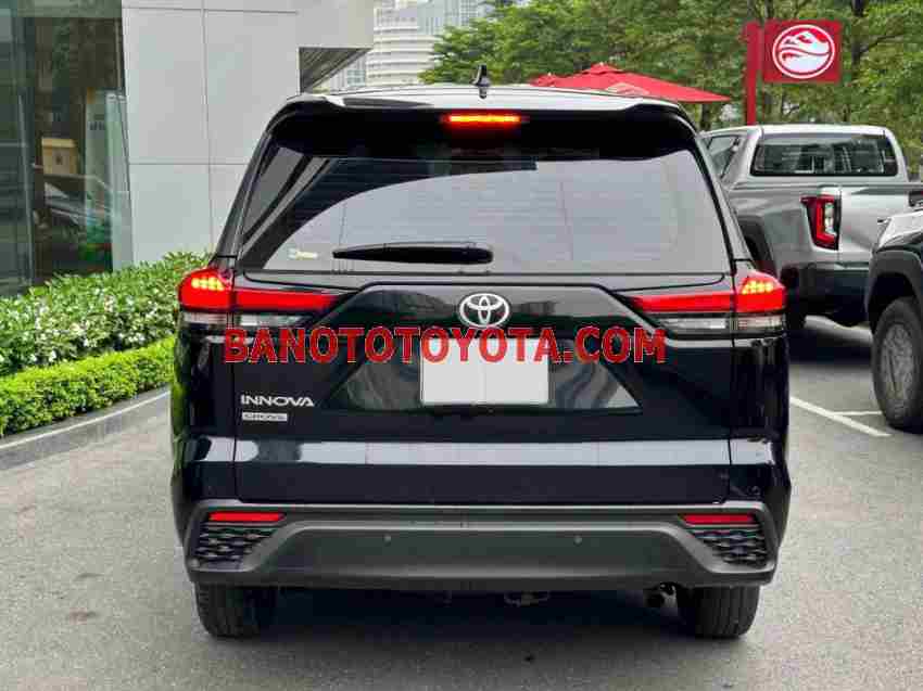 Cần bán gấp xe Toyota Innova Cross 2.0G CVT 2025 màu Đen