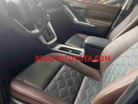 Cần bán xe Toyota Innova Cross 2.0 CVT năm 2024 màu Đen cực đẹp