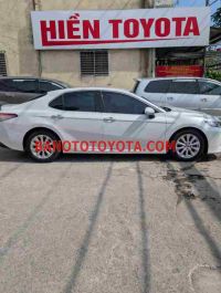 Cần bán gấp Toyota Camry 2.0G đời 2021, màu Trắng