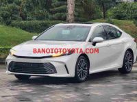 Toyota Camry 2.5 HEV Mid Số tự động năm 2026