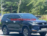 Cần bán xe Toyota Fortuner 2.4G 4x2 AT Legender màu Đen 2021
