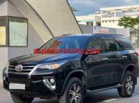 Bán Toyota Fortuner 2.4G 4x2 AT, màu Đen, Máy dầu, 2019