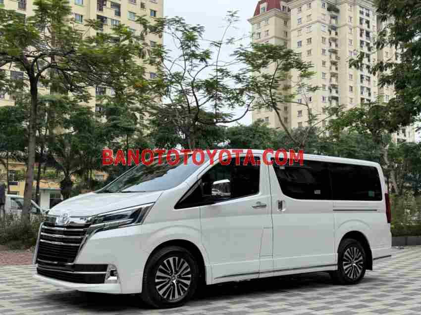 Cần bán xe Toyota Granvia 2.8 AT đời 2020