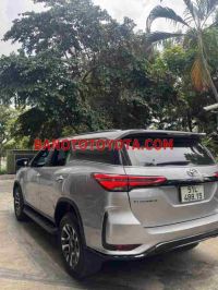 Cần bán xe Toyota Fortuner 2.4G 4x2 AT Legender 2021 Số tự động màu Bạc