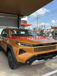 Bán Xe Toyota Hilux Pro 2.8L 4x2 AT 2026 - màu  Cam