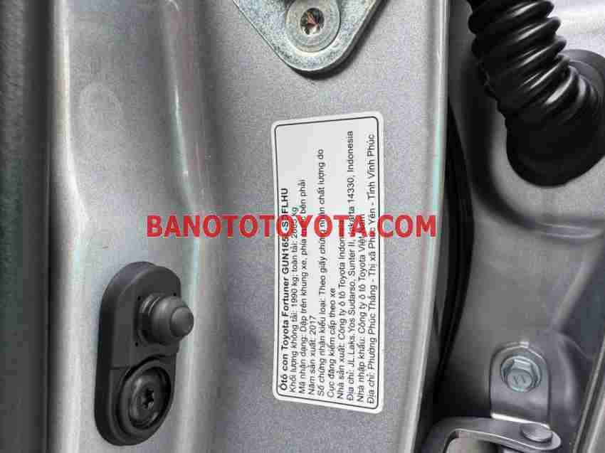 Cần bán xe Toyota Fortuner Số tay 2017