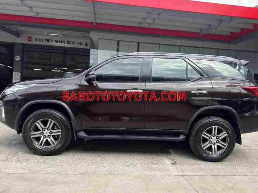 Cần bán Toyota Fortuner 2.4G 4x2 AT 2019 xe đẹp