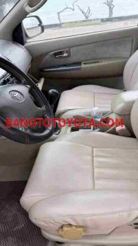 Cần bán xe Toyota Fortuner 2.5G màu Bạc 2011