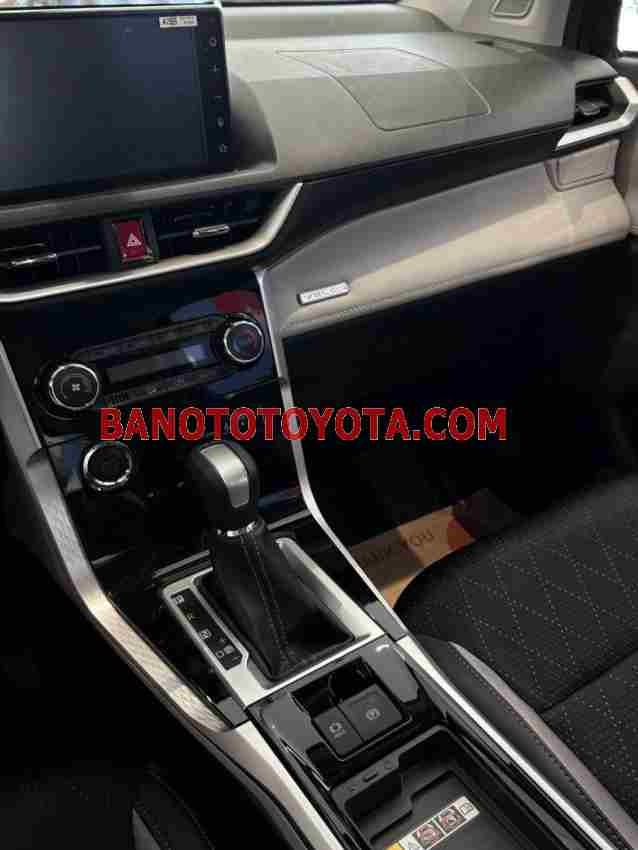 Toyota Veloz Cross Top 1.5 CVT 2026. Kết nối giá trị thật