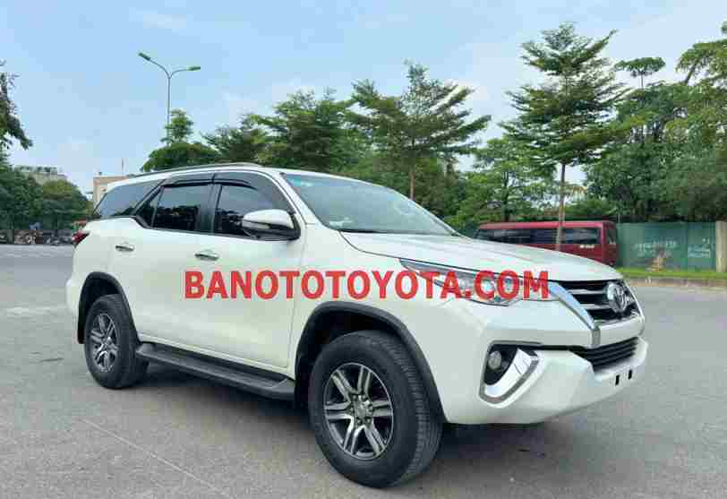 Cần bán Toyota Fortuner 2.7V 4x2 AT 2017 xe đẹp