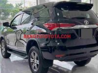 Cần bán gấp Toyota Fortuner 2.4G 4x2 AT đời 2021, màu Đen