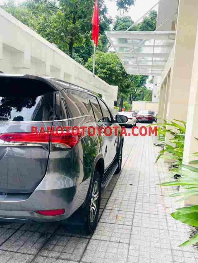 Toyota Fortuner 2.7V 4x2 AT 2017 Máy xăng đẹp long lanh