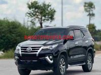 Cần bán gấp Toyota Fortuner 2.8V 4x4 AT đời 2019, màu Đen