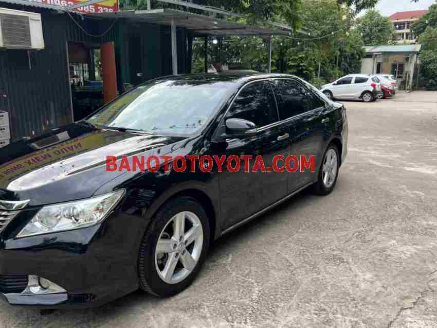 Cần bán gấp Toyota Camry 2.5Q năm 2015 giá cực tốt