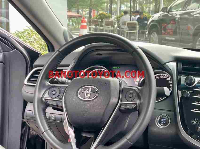 Cần bán Toyota Camry 2.5Q 2021 - Số tự động