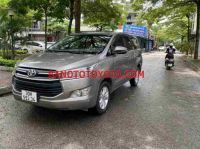 Cần bán gấp Toyota Innova 2.0E đời 2018, màu Xám